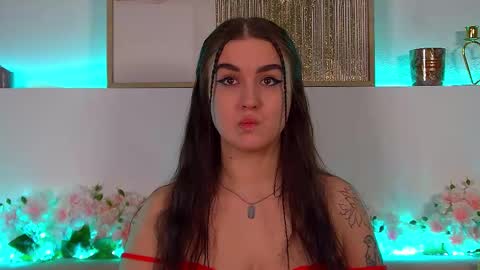 Christina online show from 19, 2, 2025