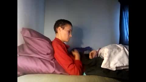 Christina Saunters online show from 3, 2, 2025