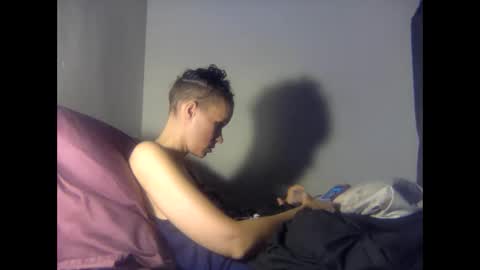 Christina Saunters online show from 2, 10, 2025