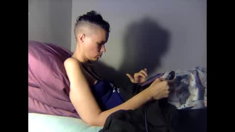 Christina Saunters online show from 14, 10, 2025