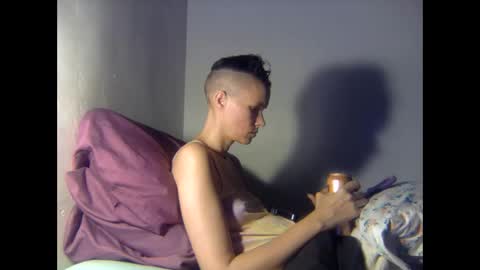 Christina Saunters online show from 14, 11, 2025