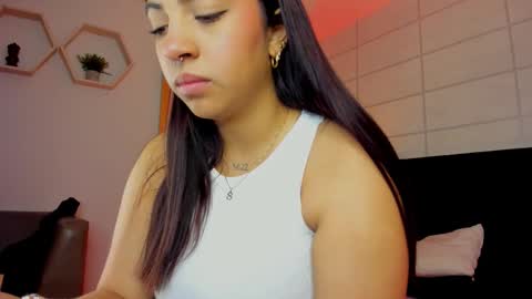 Christine  online show from 27, 10, 2025