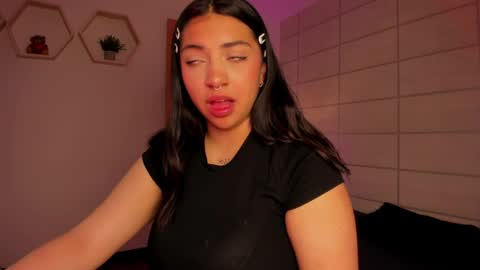 Christine  online show from 1, 4, 2026