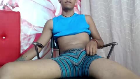 Snapshot of christofer_daddy chatting on 19, 1, 2025 CHRISTOFER online show from 19, 1, 2025