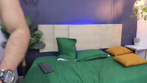 christopher_cruz_ online show from 27, 11, 2025