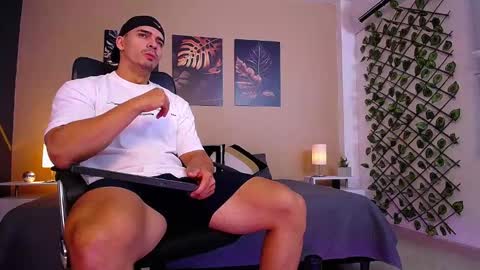 Christopher Black online show from 7, 2, 2026