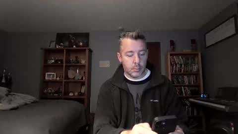 chrisw8121 online show from 27, 11, 2025