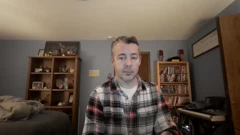 Snapshot of chrisw8121 chatting on 15, 2, 2026 chrisw8121 online show from 15, 2, 2026