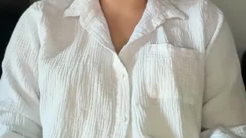 Snapshot of chronicallyxo chatting on 18, 12, 2025 xolena zo-lee-na online show from 18, 12, 2025