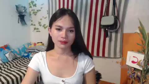 Ur Suraya22 online show from 3, 12, 2024