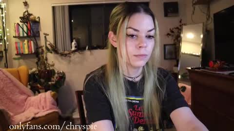 Snapshot of chrysanthulu chatting on 7, 10, 2025 Chrys online show from 7, 10, 2025