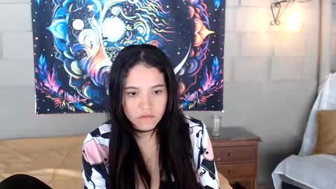 kate   online show from 5, 3, 2025