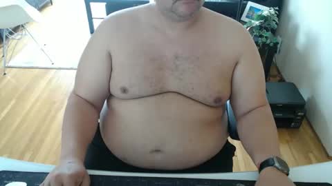 Snapshot of chubbyvix chatting on 19, 5, 2026 AstorYvr online show from 19, 5, 2026