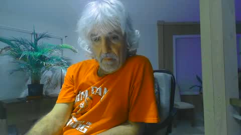 chuck354139 online show from 3, 12, 2024
