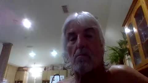 chuck354139 online show from 20, 10, 2025