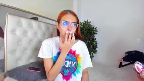 Snapshot of ciara_bunny_ chatting on 21, 6, 2026 ciara_bunny_ online show from 21, 6, 2026