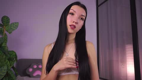   L  online show from 3, 11, 2025