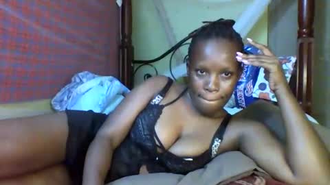 Snapshot of cinddy_14 chatting on 7, 1, 2025 cinddy 14 online show from 7, 1, 2025