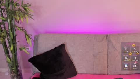 Snapshot of cinnamon_kyla chatting on 30, 1, 2025 cinnamon_kyla online show from 30, 1, 2025