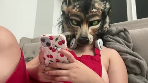 Nicky online show from 9, 9, 2025