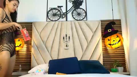 Snapshot of cinthiabaker chatting on 1, 11, 2025 cinthiabaker online show from 1, 11, 2025