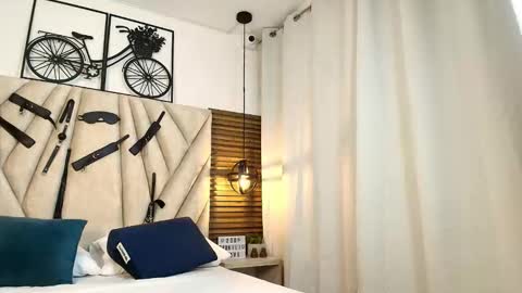 Snapshot of cinthiabaker chatting on 14, 11, 2025 cinthiabaker online show from 14, 11, 2025