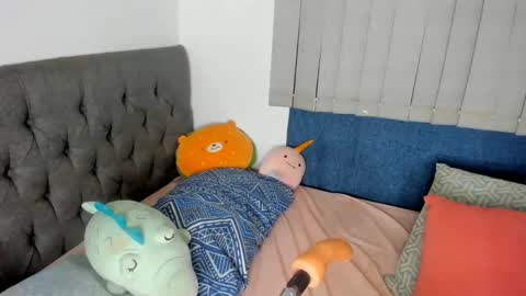 Cinthya online show from 20, 12, 2024