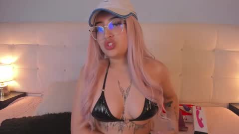 Cintya online show from 6, 2, 2025