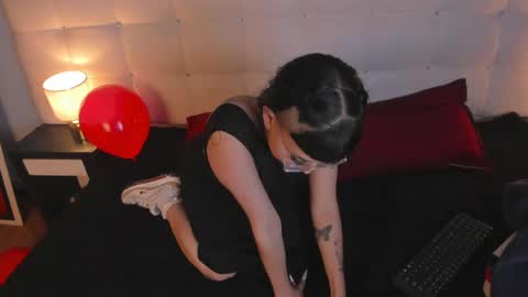 Cintya online show from 25, 2, 2025