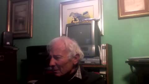 Snapshot of ciuk chatting on 4, 12, 2025 ciuk online show from 4, 12, 2025