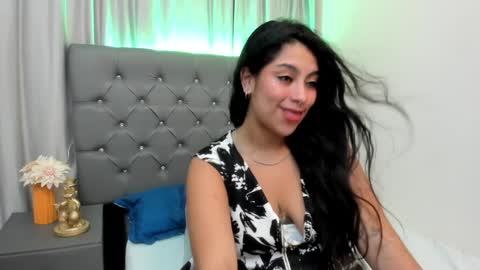 claire aristizabal online show from 13, 12, 2024