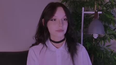 Claire Bennett online show from 22, 6, 2026