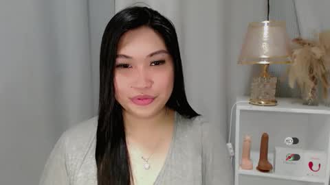 Snapshot of claire_wntr chatting on 29, 5, 2026 CLAIRE online show from 29, 5, 2026