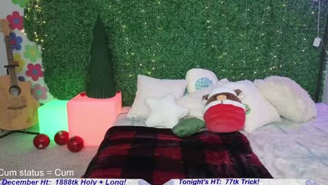 Claire online show from 8, 12, 2024