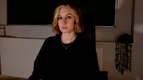 Claire online show from 21, 6, 2026