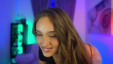 Clara smile online show from 22, 10, 2025