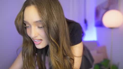 Clara smile online show from 17, 1, 2026