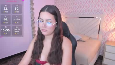 Snapshot of clara_ward chatting on 26, 6, 2026 C L A R A online show from 26, 6, 2026