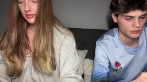 claraandnate online show from 22, 4, 2026