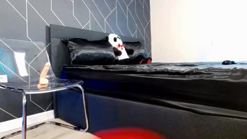 clarabarness15 online show from 24, 2, 2026