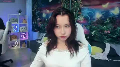 clarabenson online show from 21, 10, 2025
