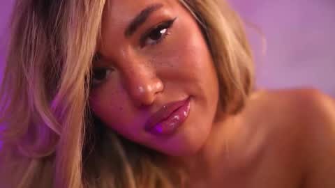 ClaraHazel online show from 18, 9, 2025