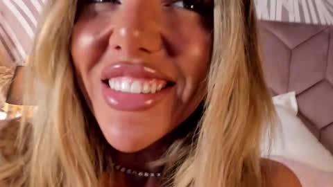 ClaraHazel online show from 12, 10, 2025