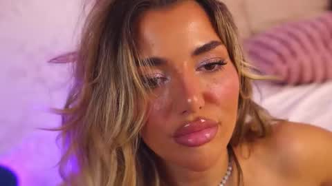 ClaraHazel online show from 7, 11, 2025