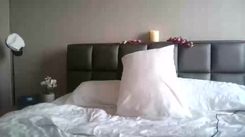 Snapshot of claralafontaine chatting on 27, 2, 2026 claralafontaine online show from 27, 2, 2026