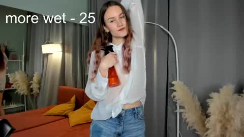 Snapshot of clare_ff chatting on 7, 3, 2025 Claire online show from 7, 3, 2025