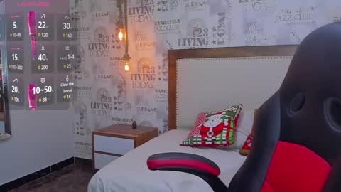 Snapshot of clarise_hall chatting on 13, 12, 2024 C L A R I S E online show from 13, 12, 2024