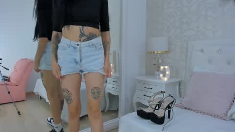 Snapshot of clarisse28 chatting on 5, 12, 2024 Mistress Clarisse online show from 5, 12, 2024