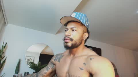 Snapshot of clark_strong chatting on 4, 4, 2026 clark_strong online show from 4, 4, 2026