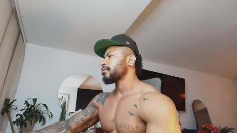 Snapshot of clark_strong chatting on 16, 4, 2026 clark_strong online show from 16, 4, 2026